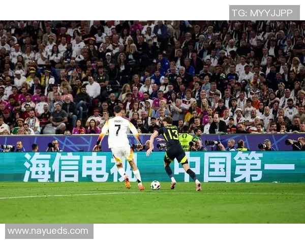 黑人足球明星的奋斗历程与励志故事激励你我前行 黑人足球明星的奋斗历程与励志故事激励你我前行